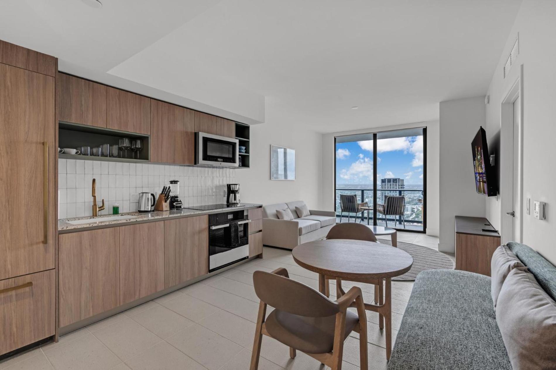 Modern 1Br Apartment With Breathtaking Views Heart Of Downtown Майами Экстерьер фото
